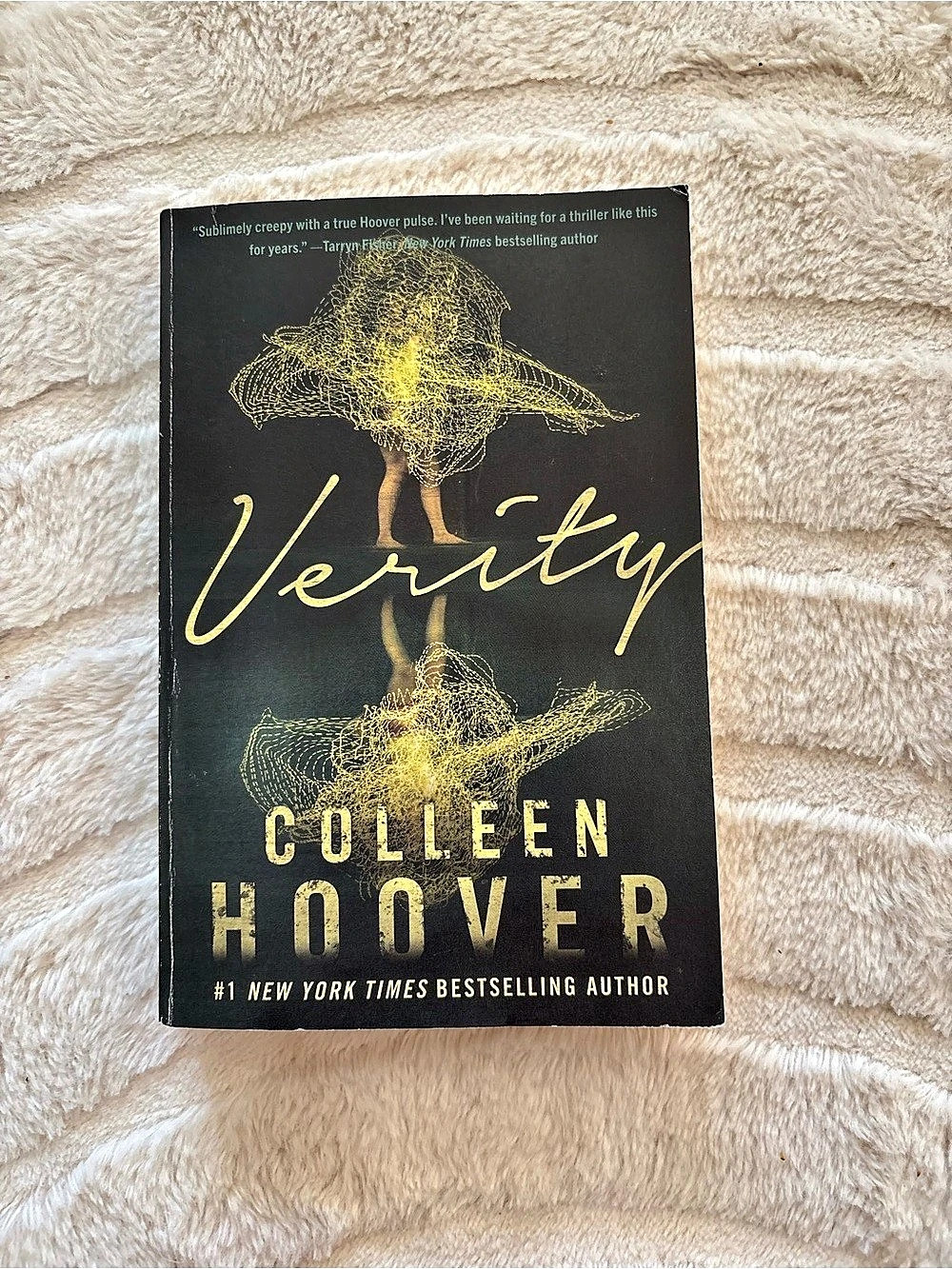 Verity by Colleen Hoover Paperback